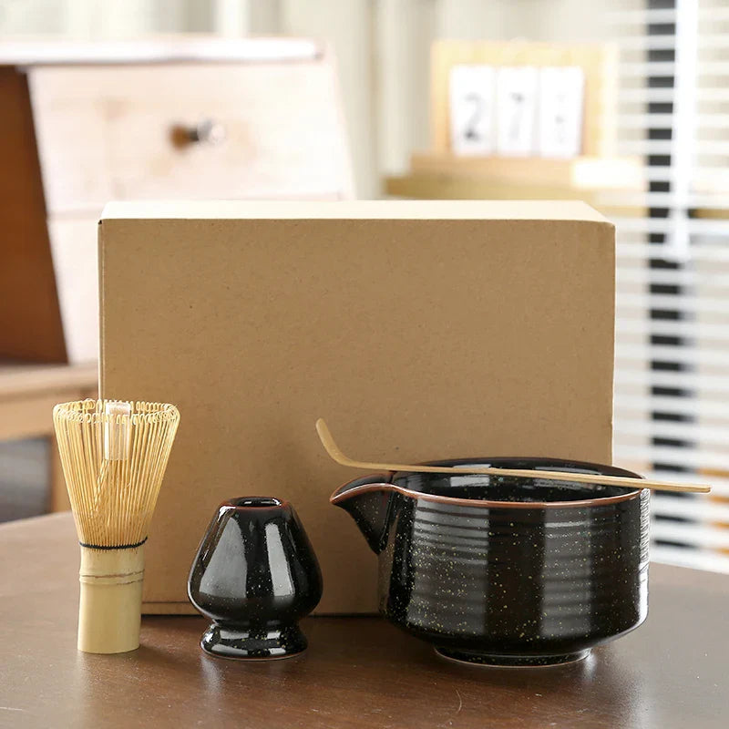Japanisches Matcha Set 4-teilig – Schale mit Ausgießer – Bild 6