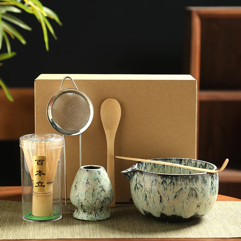 Matcha Set 6-teilig mit Keramikschale und Bambusbesen