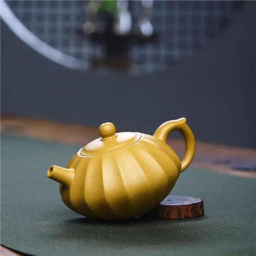 Authentische chinesische Yixing-Teekanne aus gelbem Ton 230 ml