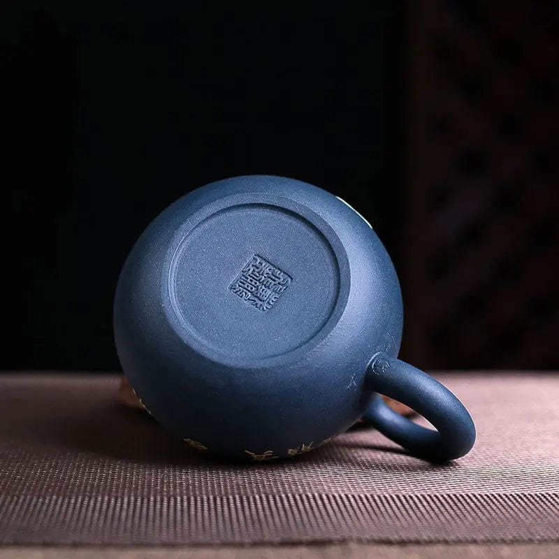 Blaue chinesische Yixing-Teekanne mit Blumen aus Ton 230ML