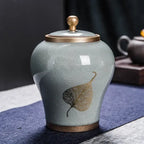 Design-Teedose mit japanischen Motiven