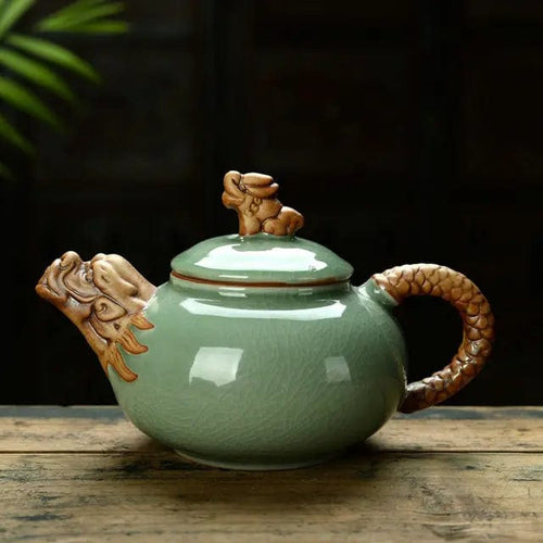 Chinesische Keramik-Teekanne Drache 220ML