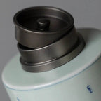 Chinesische Premium-Keramik-Teedose in Weiß und Blau