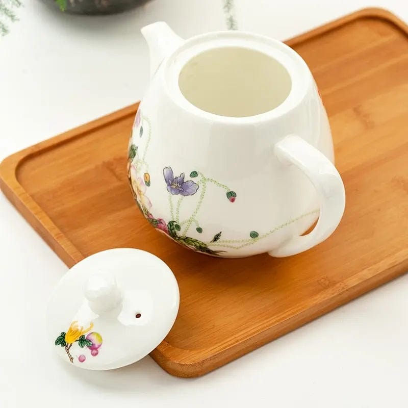Chinesische Teekanne aus weißem Porzellan mit Blumen 450ML - 900ML