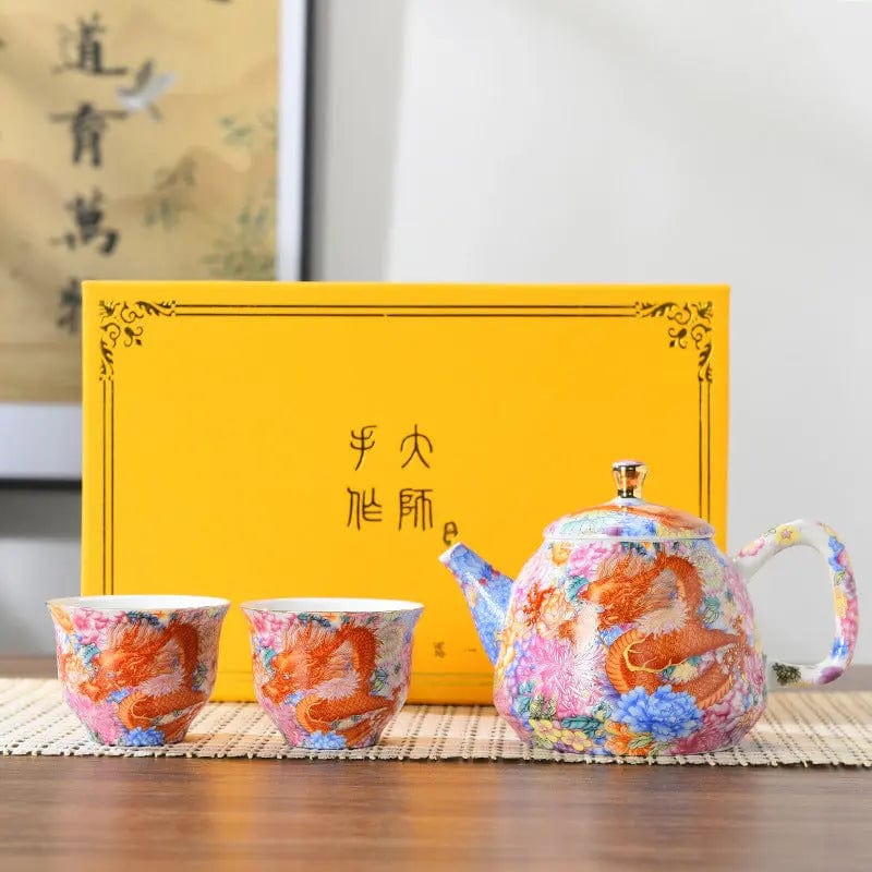 Chinesisches Porzellan-Teeservice mit Drachenmotiven