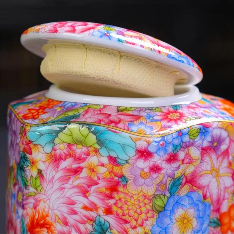 Chinesisches Teeservice aus Keramik mit Blumenmotiven