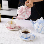 Englische Teekanne aus blau-rosa Porzellan 1L