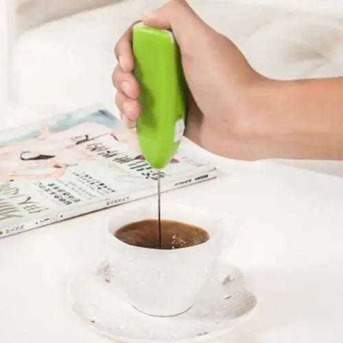 Elektrischer Matcha-Besen