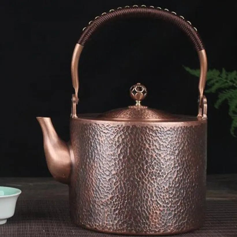 Gehämmerte chinesische Kupferkanne 2L