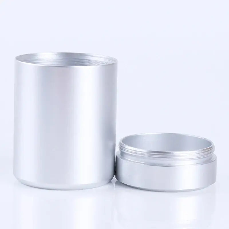 Große Metall-Teedose
