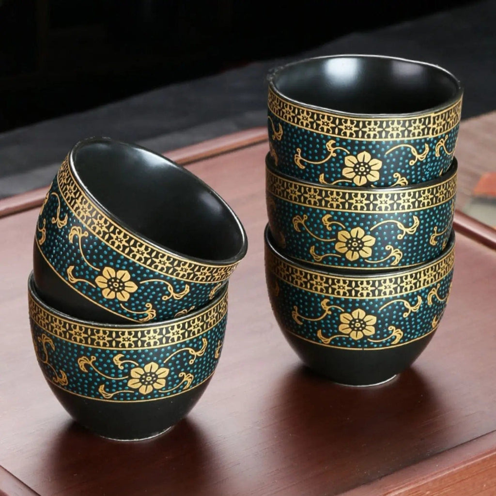 Hochwertiges chinesisches Tee-Set Schwarz und Gold