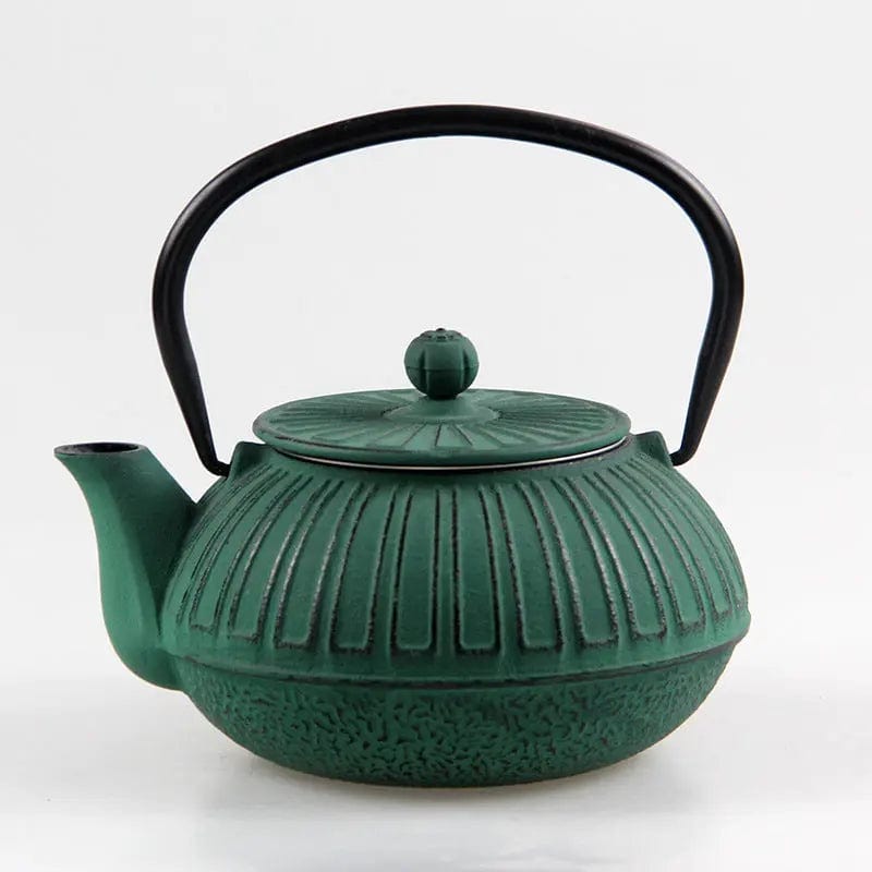 Japanische Gusseisen-Teekanne mit Rechteckmustern 600 ml
