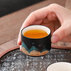 Japanisches Keramik-Teeservice mit Bergmotiven