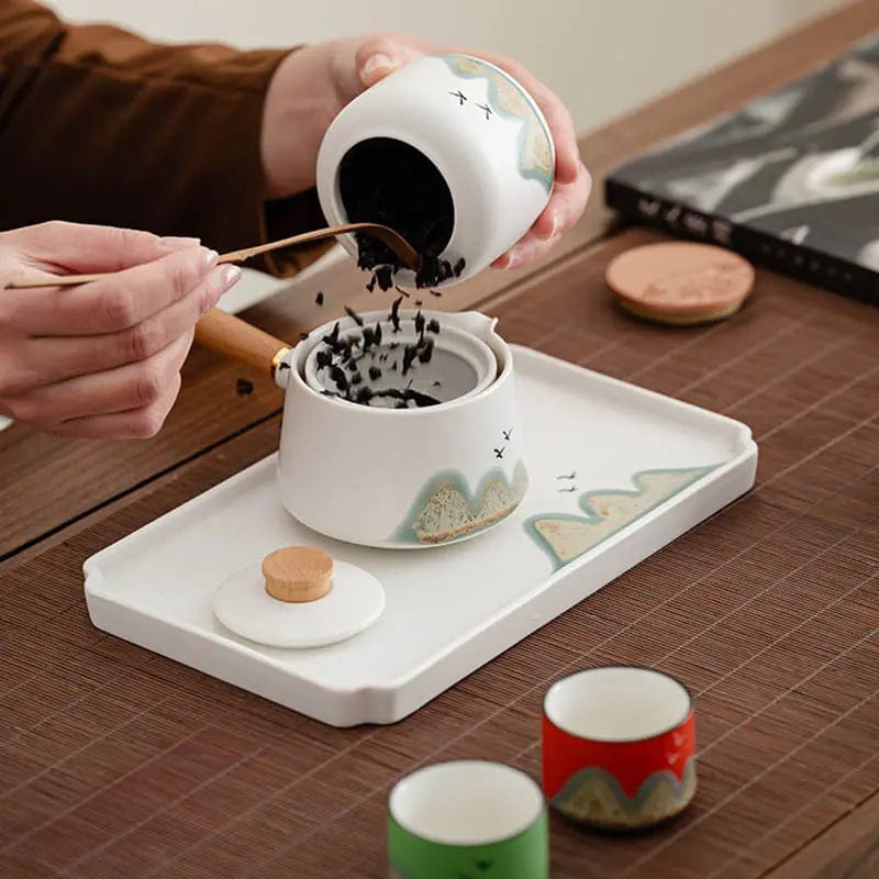 Japanisches Teeservice mit drehbarer Teekanne