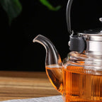 Klassische Glasteekanne mit schwarzem Griff 800ml