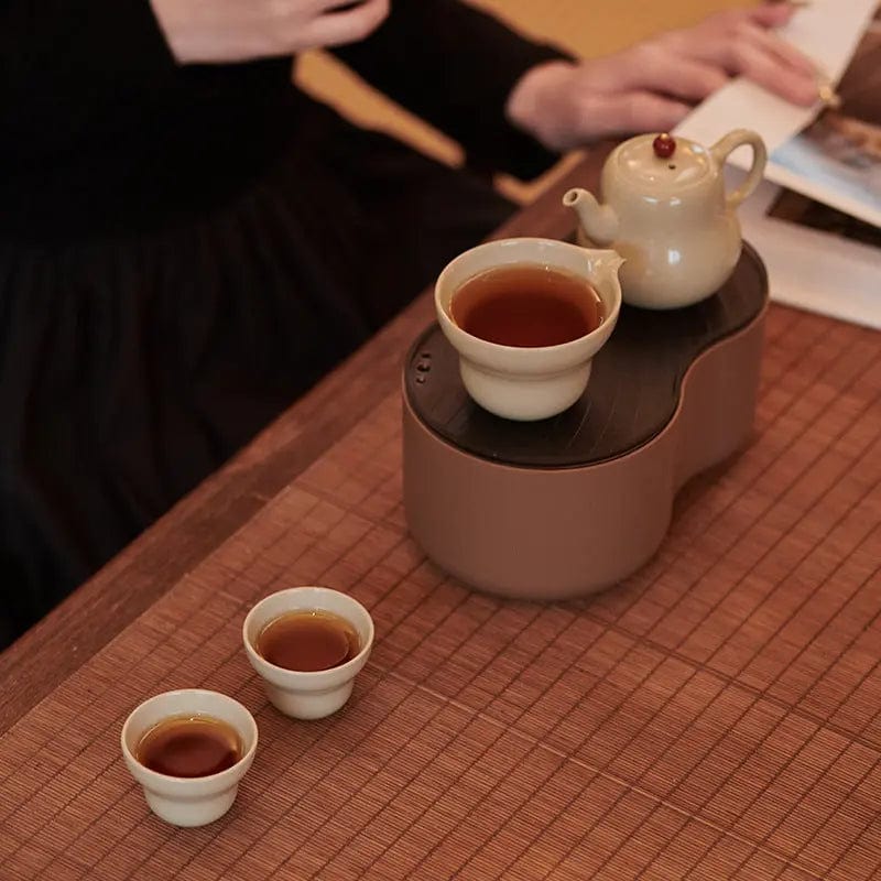 Kleines chinesisches Keramik-Teeset