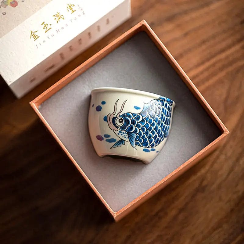 Porzellan-Teetasse mit Karpfenmotiv 120ml