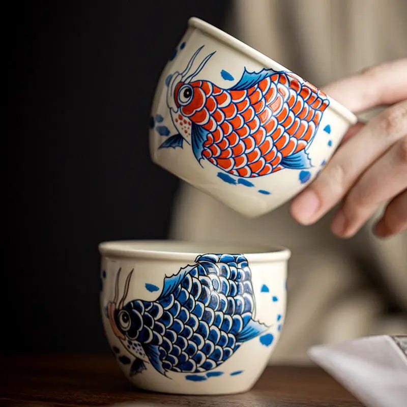 Porzellan-Teetasse mit Karpfenmotiv 120ml
