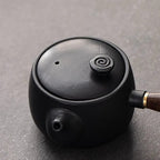 Schwarze Kyusu-Keramik-Teekanne im japanischen Design 320ml