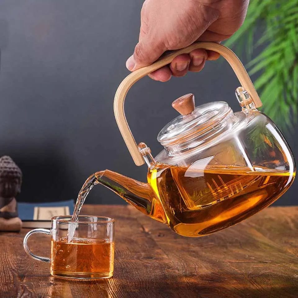 Skandinavische Glasteekanne mit Infuser 1L