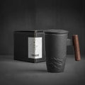 Schwarzer Keramik-Teebecher mit Sieb 400ml