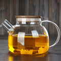 Teekanne aus Glas mit Bambusdeckel 1L