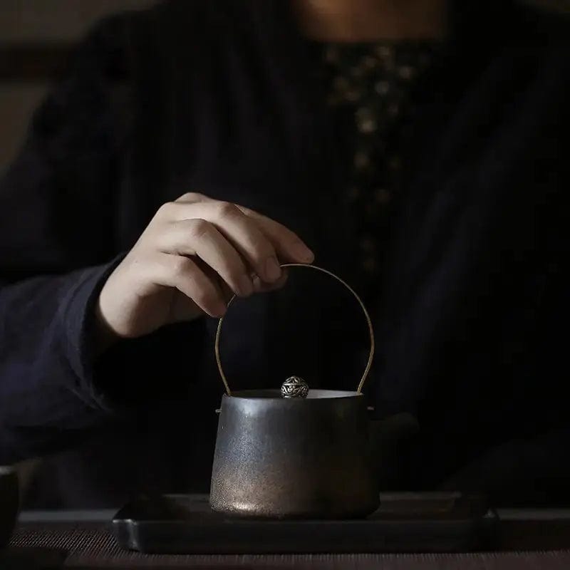 Théière Japonaise Ancienne en Céramique 210ml