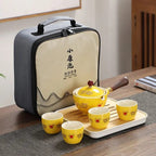 Transportierbares chinesisches Tee-Set aus Keramik