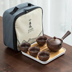 Transportierbares chinesisches Tee-Set aus Keramik