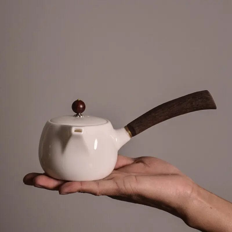 Weiße japanische Kyusu-Keramik-Teekanne 200ml