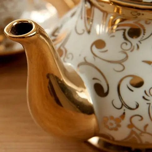 Weiße und Goldene Englische Porzellan-Teekanne 1L
