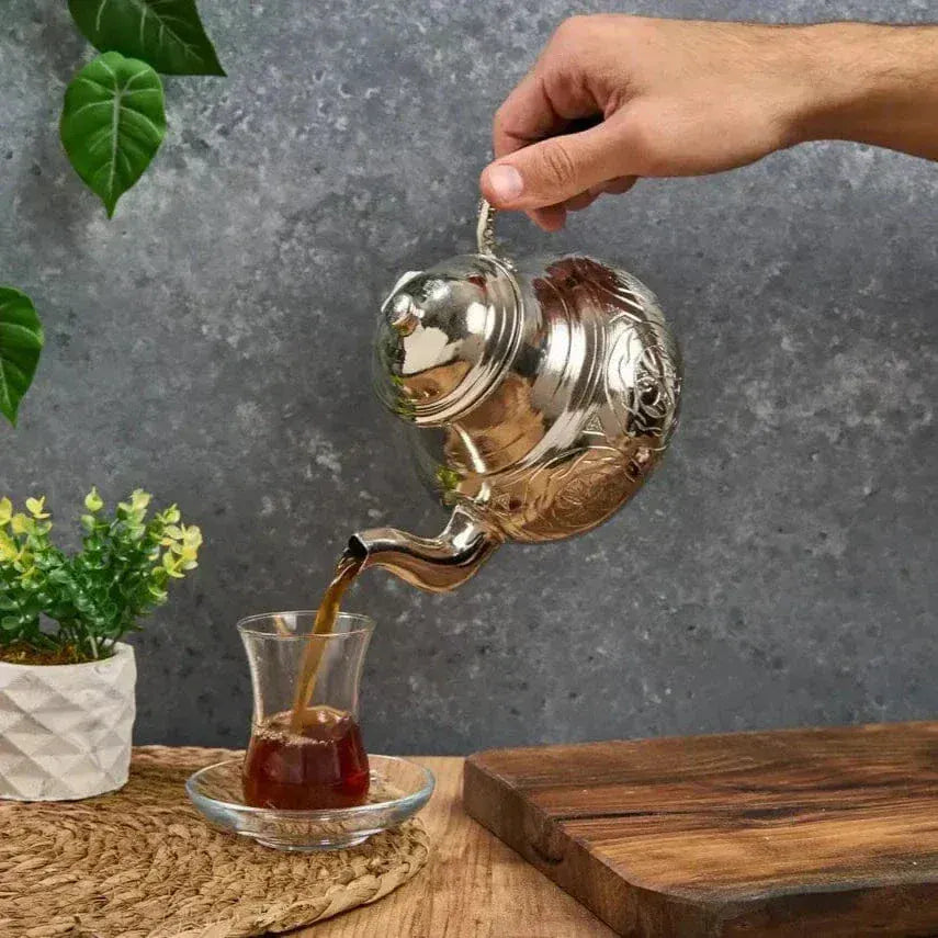 Zweistöckige türkische Teekanne aus Kupfer in Silberoptik